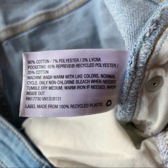 Universal threat denim Bermuda shorts - Picture 3 of 4